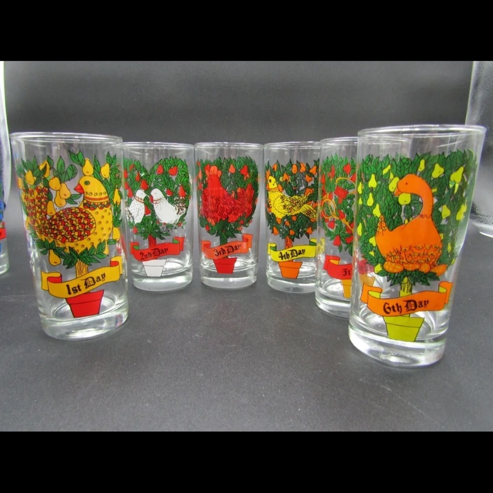 12 days of Christmas Glasses! All mint condition! From 30+ year ago!